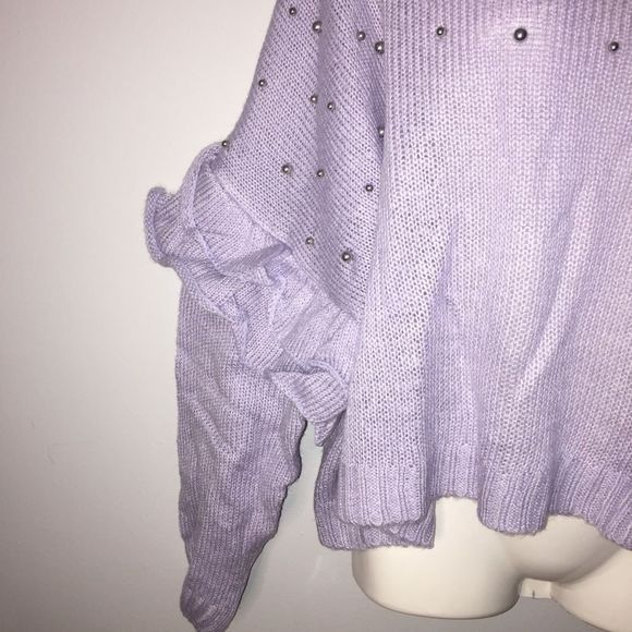 Ruffled Sleeve Beaded Knit Top - Picture 5 of 7